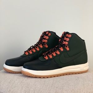 NEW NIKE DUCKBOOT AF1 LUNAR FORCE '18 MENS SIZE 9
